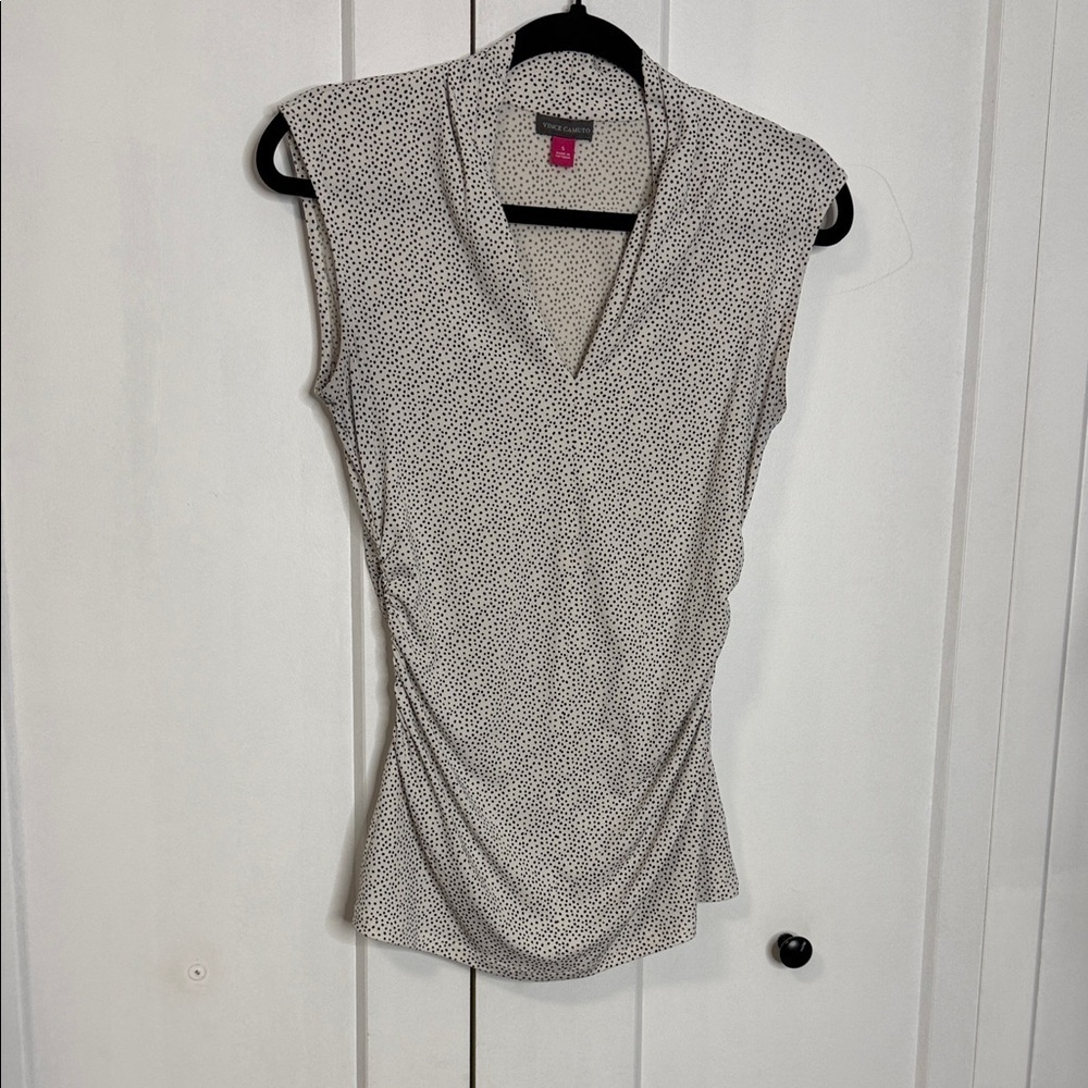 Vince Camuto - small - Black and White Patterned Blouse - Ruched sides